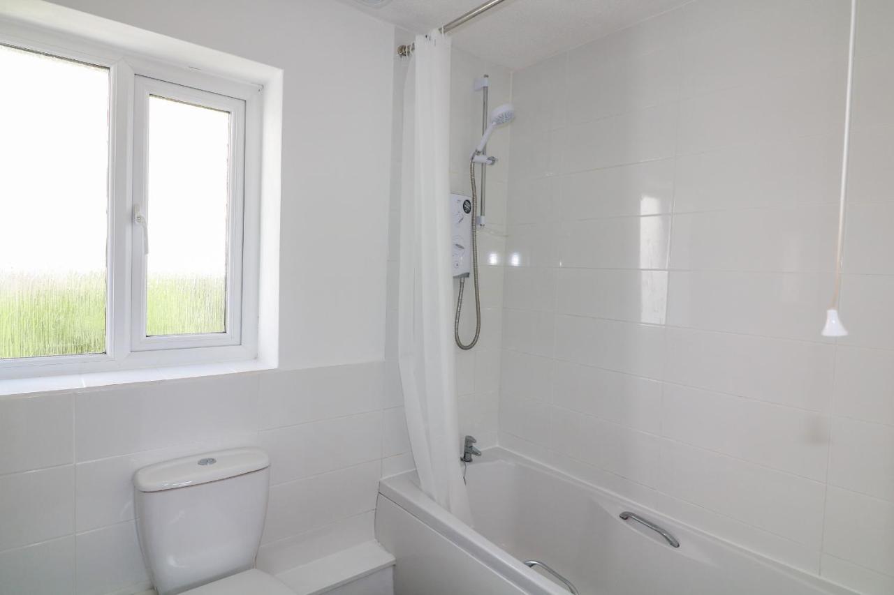 Waters Reach Villa Kingsbridge  Exteriör bild