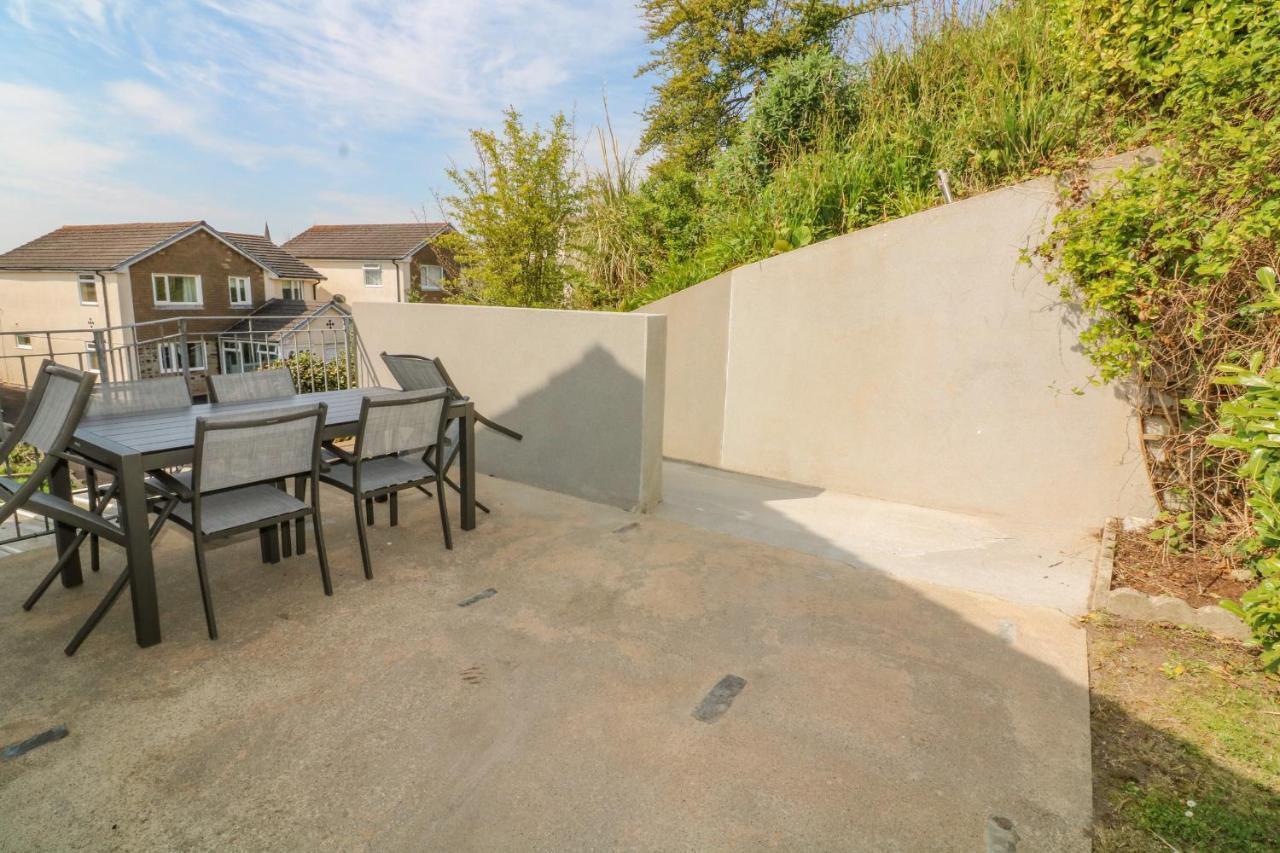 Waters Reach Villa Kingsbridge  Exteriör bild